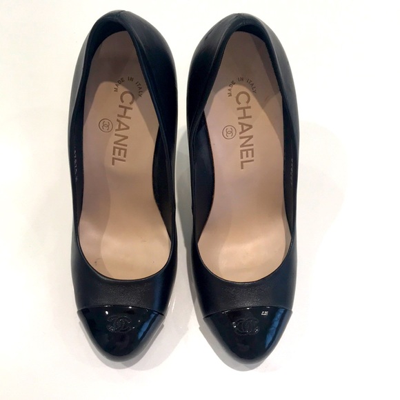 Authentic Chanel high heel pumps - Picture 1 of 7